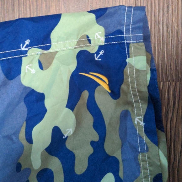 Nautica Youth Size XL 18/20 Blue and Green Swim Trunks - Picture 5 of 6